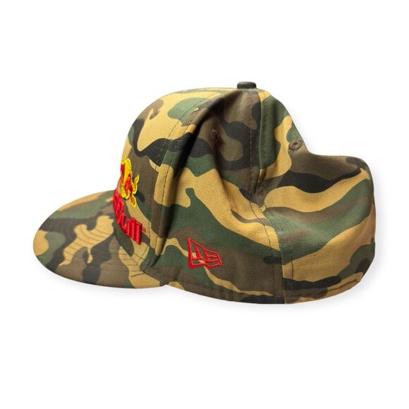 Red Bull Camo Hat 7 1/2 Size New‎ Era Sports Hat Camouflage Retro Rare - Picture 3 of 6